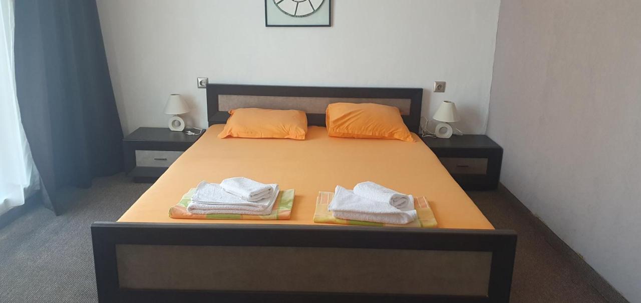 Guest House Compass Lozenec Exteriér fotografie